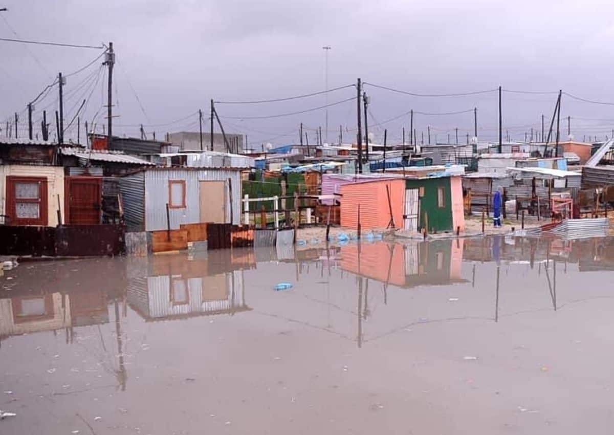 Flooding and heavy rain affects over 4 000 homes in Western Cape | UMMA ...